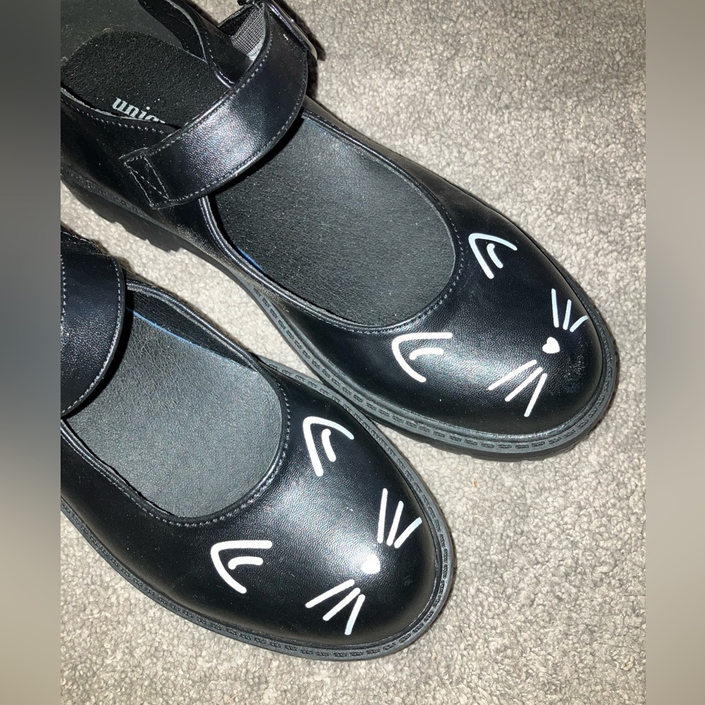 Unique Vintage Cat Mary Janes!